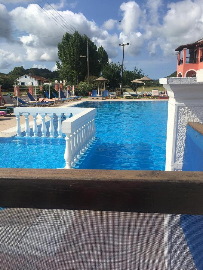 Ektor Apartments @Swimming Pool Sidárion Exterior photo